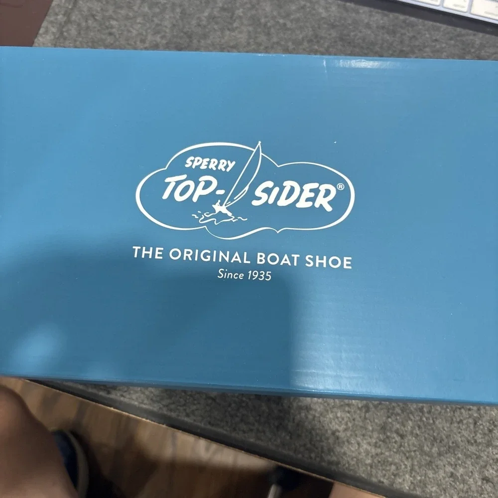 sperry top sider mens 10, Sea mate Faded Red, Brand New